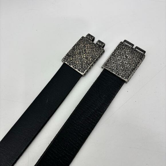 Chico\'s Black Genuine Leather Belt Size Medium Hook Buckle main image 7